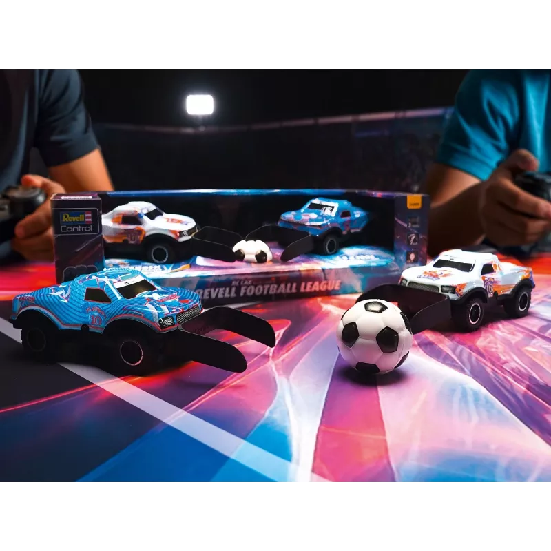 Revell Control 24689 Football League coche RC, 1:22, eléctrico, para principiantes