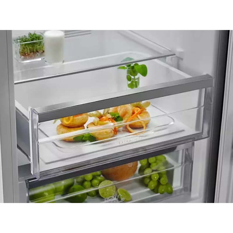 Frigorífico combi ELECTROLUX LNT7ME36G2