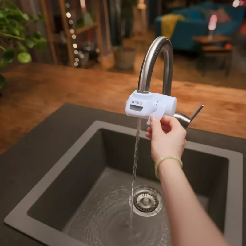 Filtro de agua para grifo BRITA Modelo 1.2023.0413, 3 modos, cartucho de 5 etapas, capacidad de 600 L, blanco, 5 adaptadores de grifo