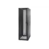 Carcasa rack independiente APC NetShelter SX 48U 600mm ancho x 1070mm fondo, capacidad 1704 kg, negro