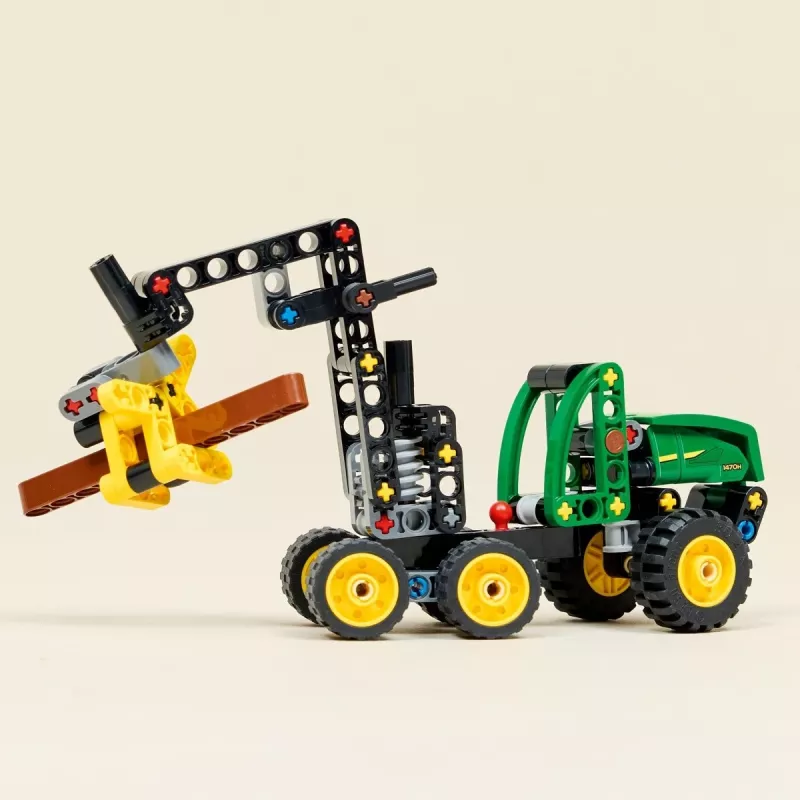 LEGO TECHNIC 42218 John Deere 1470H Cosechadora forestal