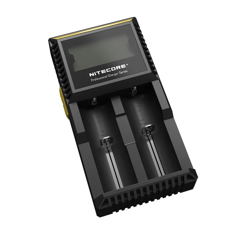Cargador de baterías Nitecore D2 — cargador de 2 compartimentos para pilas AA/AAA/AAAA/C, tensión de entrada 100–240V, tensión de salida 4,2V, negro