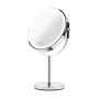 Espejo de maquillaje de pie Girmi BE02 — redondo, acero inoxidable, control táctil LED, aumento 1x/3x, recargable por USB-C (1000 mAh)