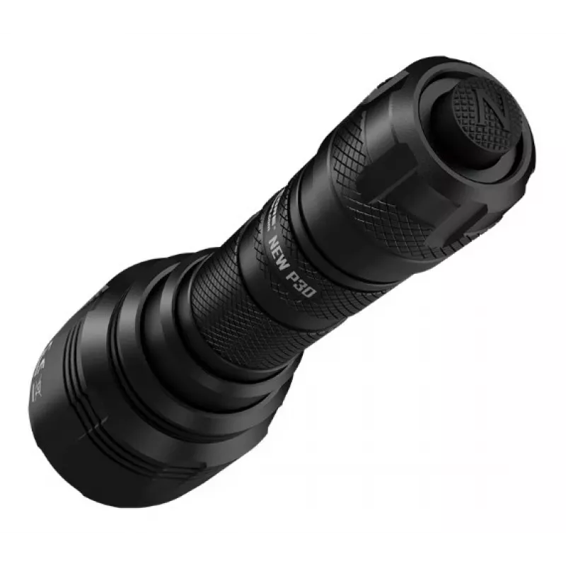 Linterna de caza Nitecore NEW P30 — 1000 lm, 5000 mAh, recargable por USB, IP68, aluminio, 155,5 mm, 158,5 g