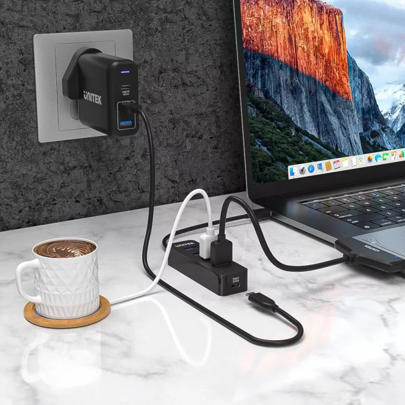 UNITEK uHUB Q4 USB 3.2 Gen 1 (3.1 Gen 1) Type-A 5000 Mbit/s negro