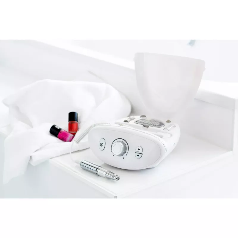 Set de manicura y pedicura Beurer MP 100 cuidado de uñas – aparato eléctrico de manicura/pedicura, blanco
