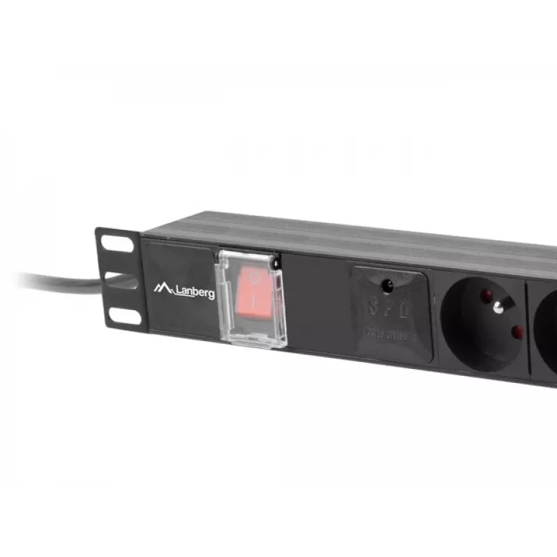 Unidad de distribución de energía LANBERG PDU-06E-0200-BK — 6 salidas Type-E, 16 A, cable de 2 m, rack 1HE, 220–250 V