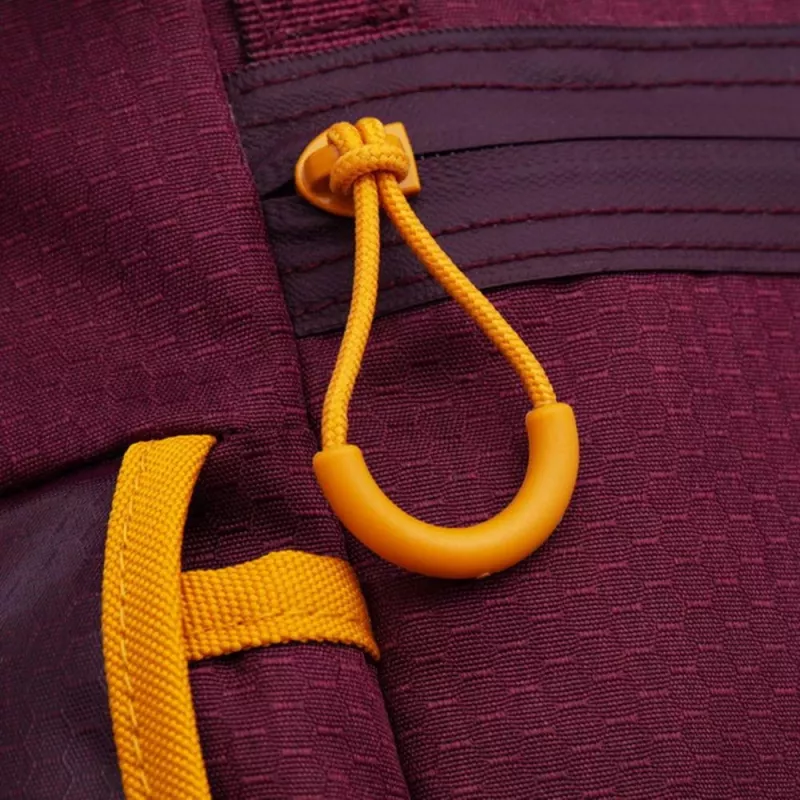 Mochila para portátil 30L 17,3/BURGUNDY rojo 5361 Rivacase