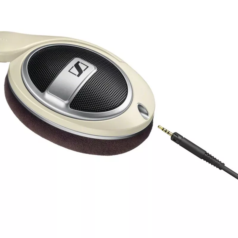 Auriculares Sennheiser HD 599 — con cable, circumaurales, 50 Ω, 12–38500 Hz, cable de 1,2 m, marfil