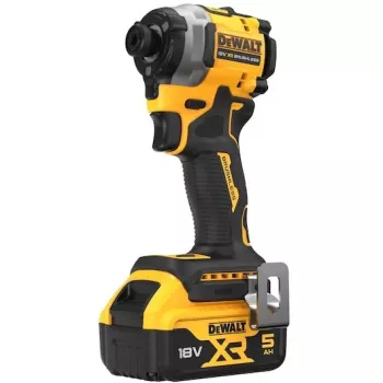 Atornillador de impacto 18v 3 velocidades; 208nm; maletín; 2x5AH