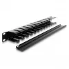 Delock 67628 panel de gestión de cables de 19" con cepillo, 1U, negro