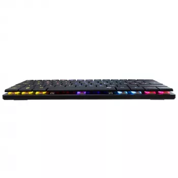 Teclado mecánico White Shark Nagamaki GK-006131 negro distribución US switches marrones