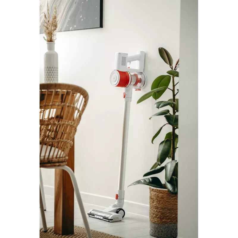 Aspirador de escoba con batería Adler AD 7051 — 300 W máx, batería de 22,2 V, 0,6 L sin bolsa, tubo de acero inoxidable, EPA F8, luz LED, blanco/rojo
