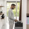 Impresora láser Brother HL-L2460DNYJ1 — A4 monocromo, 34 páginas/min., dúplex, Ethernet, 128 MB, alimentador de 251 hojas
