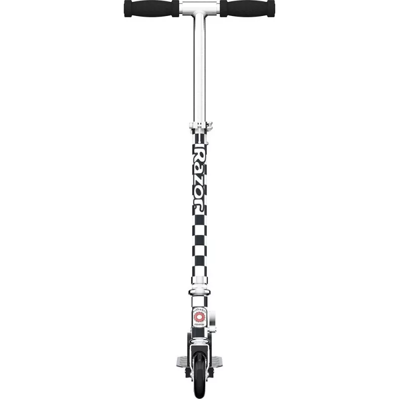 Patinete Razor Model A, Checked Out (13073086)