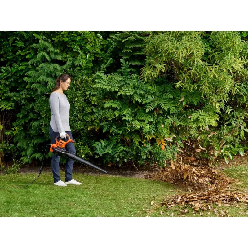 Black & Decker BEBLV300-QS Soplador de hojas