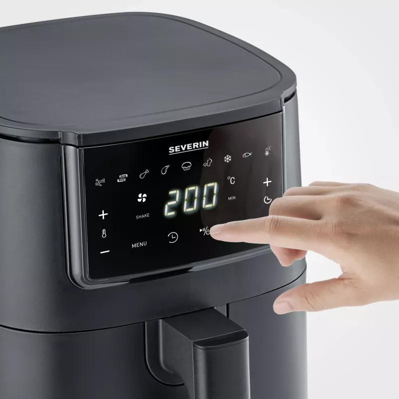 Freidora de aire SEVERIN FR 2461 — capacidad 4 L, negra
