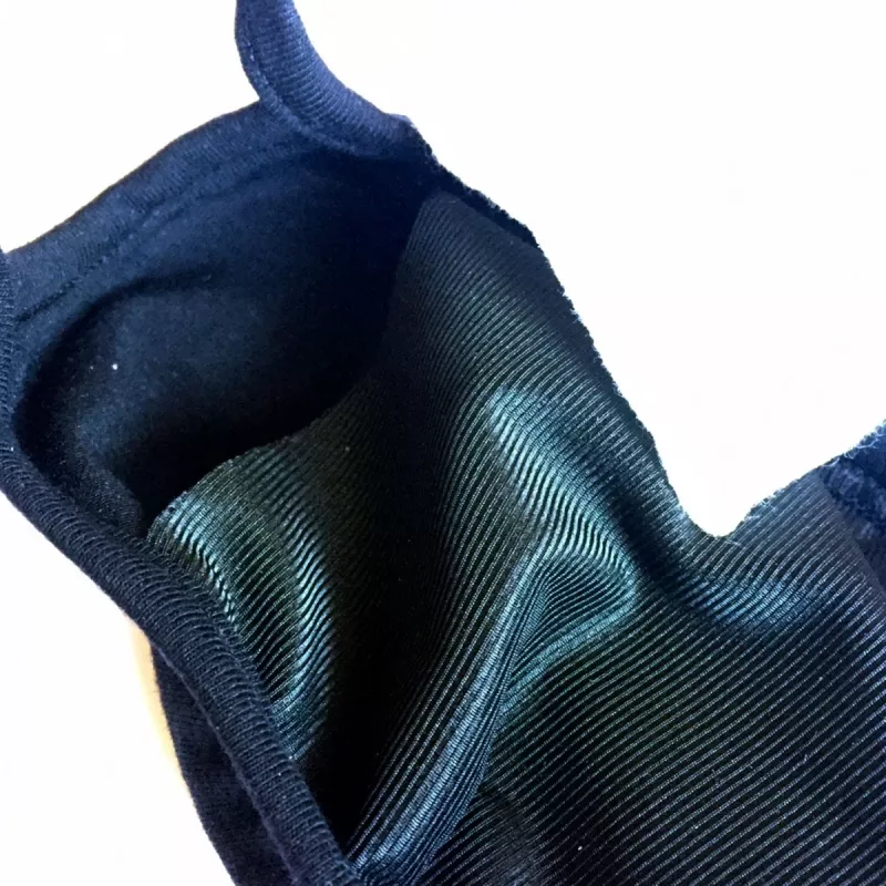 Mascarilla textil marca desconocida modelo mascarilla protectora reutilizable de dos capas