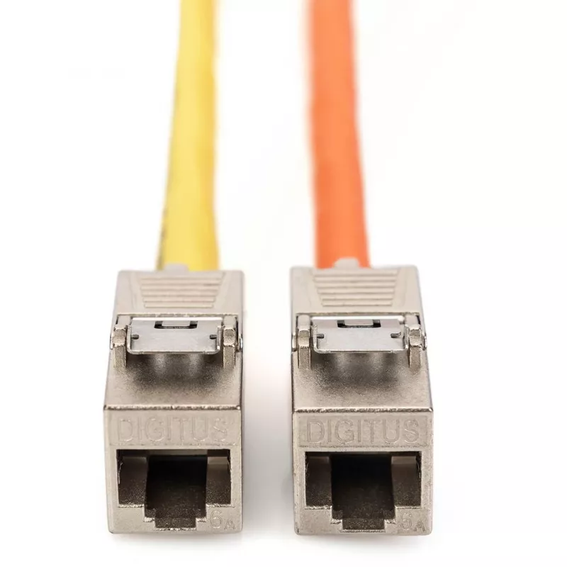 Módulo Keystone Digitus Cat. 6A apantallado set con gestor de cables inteligente 24 unidades