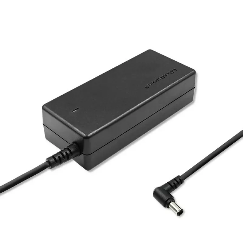 Fuente de alimentación para portátil Qoltec Toshiba 65W 3,42A 19V 5,5x2,5 50073.65W