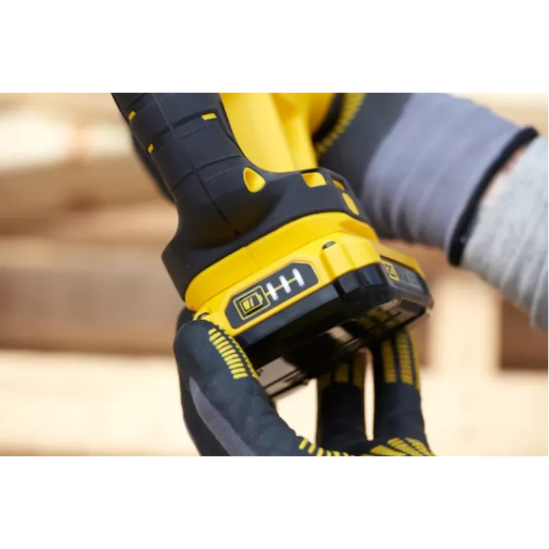 Sierra sable STANLEY 20V Max con 2 baterías de 2,0Ah y maletín