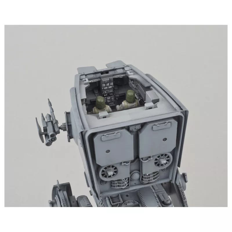 Maqueta de vehículo de combate blindado REVELL AT-ST 1:48, altura 182 mm