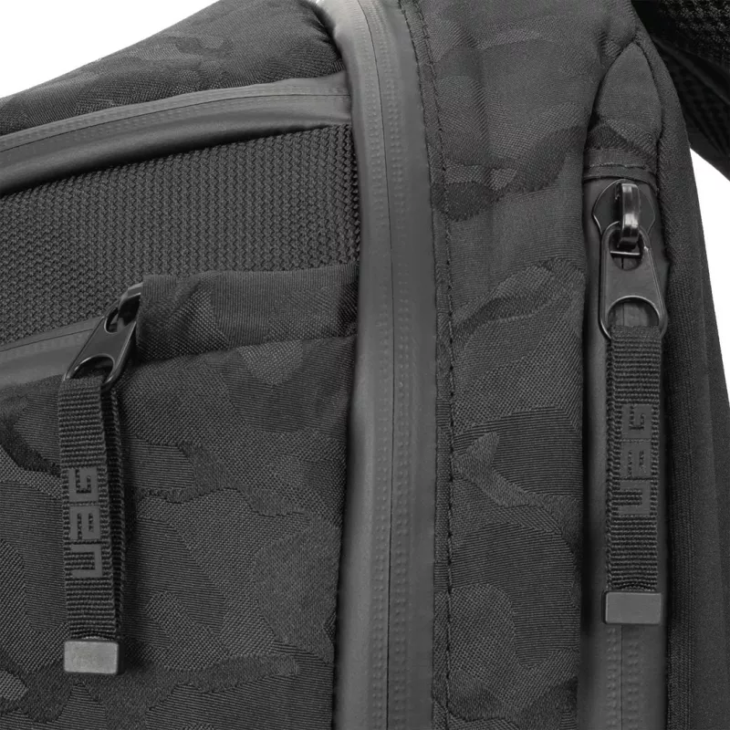 Urban Armor Gear Standard Issue mochila negra