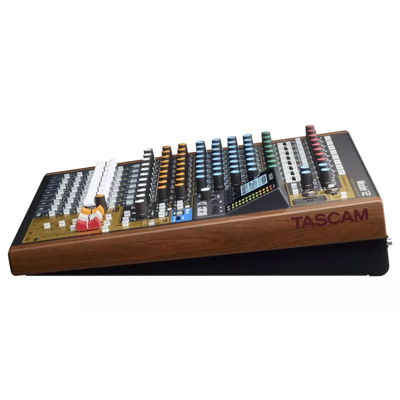 Tascam Model 12 mezclador de 10 canales con grabador de 12 pistas, 20–20000 Hz, negro/madera