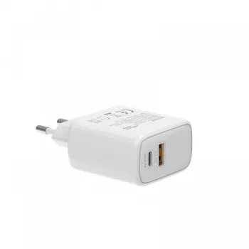 SAVIO LA-06 USB Type-A y Type-C Quick Charge Power Delivery 3.0 interior