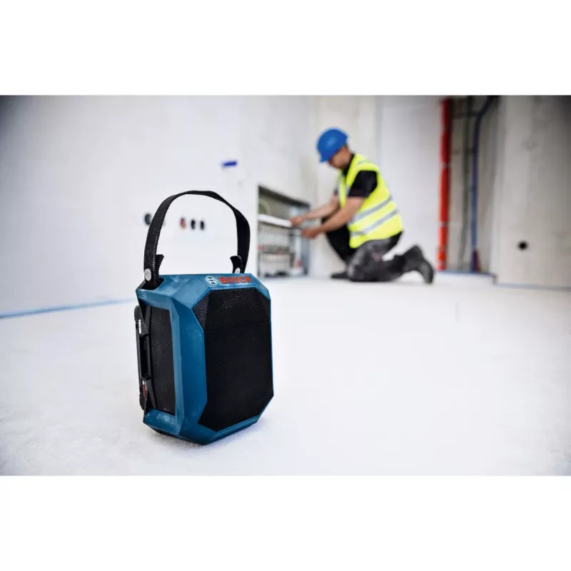 Radio de obra portátil Bosch GPB 18V-1 solo C (06014A7000) — a batería 18V