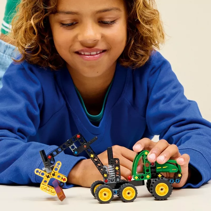 LEGO TECHNIC 42218 John Deere 1470H Cosechadora forestal
