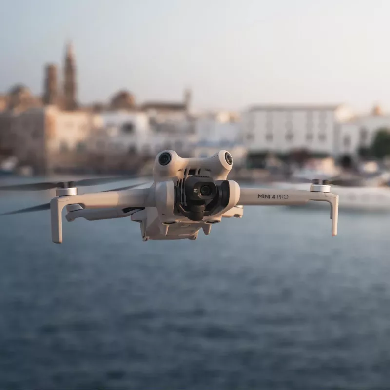 Dron Mini 4 Pro Fly More Combo (RC 2)