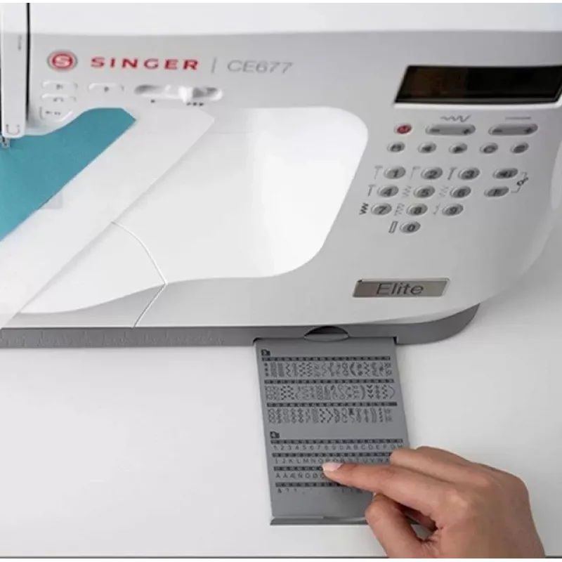 Máquina de coser SINGER CE677