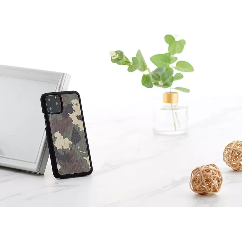 Funda de smartphone man and wood para iPhone 11 Pro — camuflaje negro funda protectora