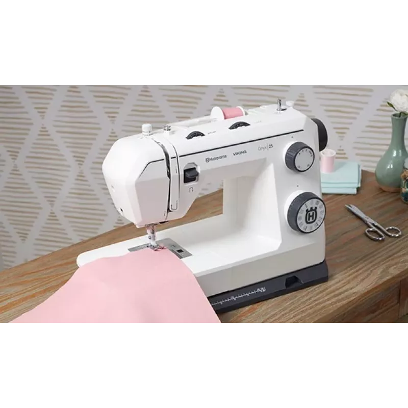 Máquina de coser Husqvarna Onyx 25