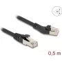 Cable de red DeLOCK RJ45 Cat.8.1 macho 45° a la izquierda 0,5 m negro