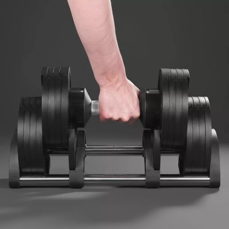 Mancuerna de hierro fundido ajustable Rebel Active 36 kg, pasos automáticos de 2 kg
