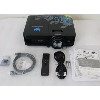 Proyector Acer PREDATOR GM712 4K UHD 4000 lm