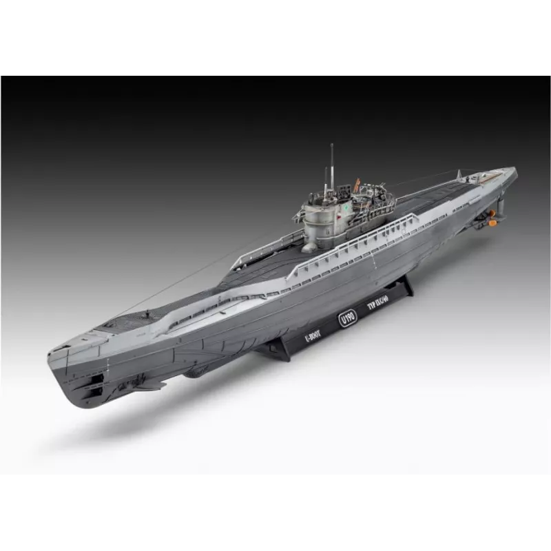 Maqueta de plástico German Submarine T.IX C/40 1/144