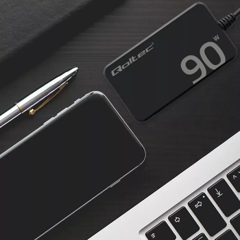 Cargador de pared Qoltec 90W GaN Super Fast SLIM | XP | 5-20V | 4,5A | USB-C 3.1 | portátil | MacBook | smartphone | + cable