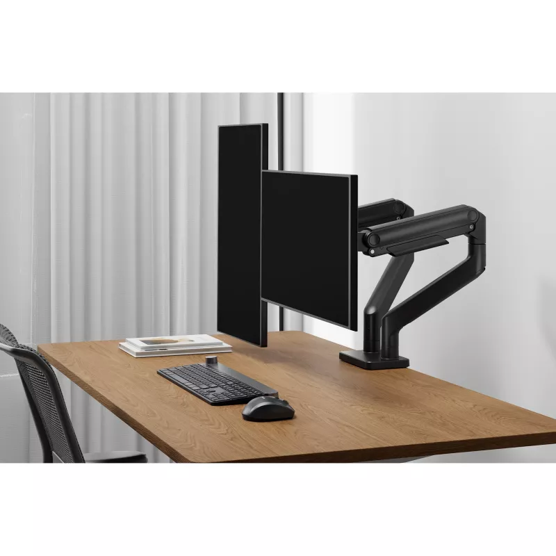 Soporte de monitor doble DIGITUS para 2 pantallas de 45 inch, pinza de mesa, 2×20 kg, VESA 75×75–100×100, inclinación -20–50°