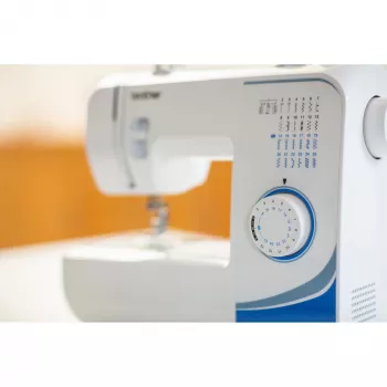 Máquina de coser Brother RL425