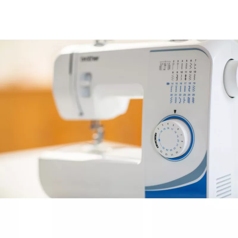 Máquina de coser Brother RL425