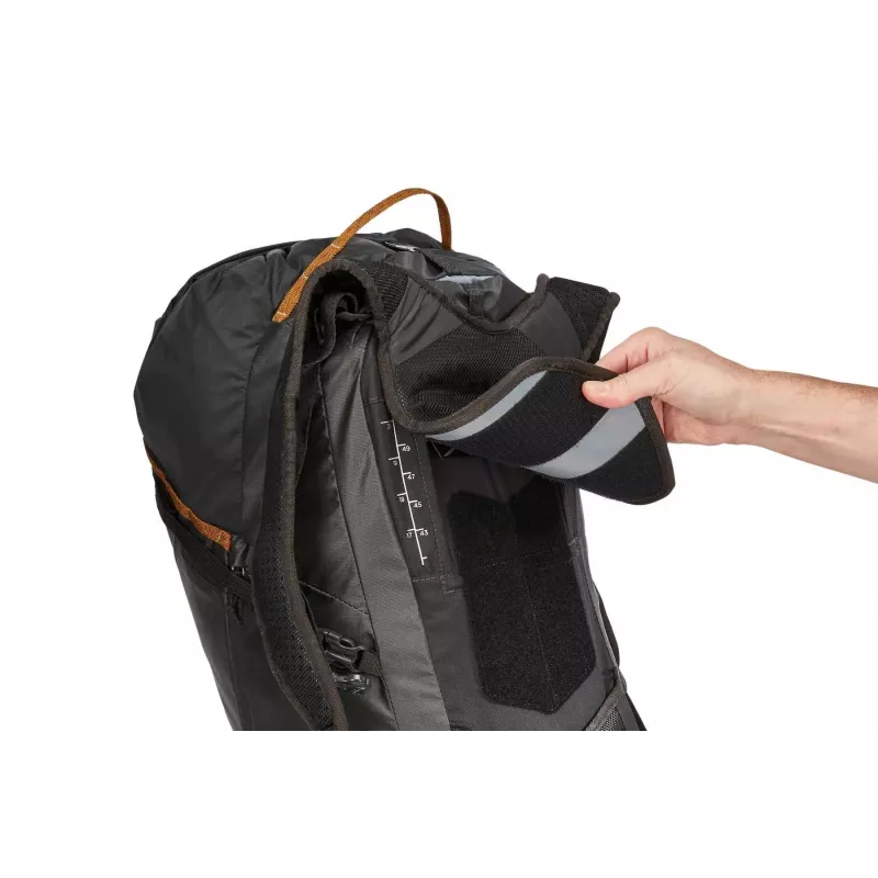 Thule | Stir, 35L | mochila de senderismo de hombre | Wood Thrush