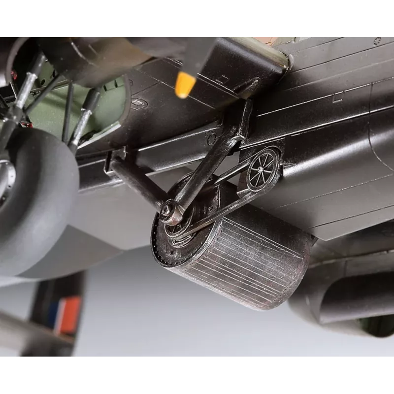 Revell Lancaster B. III Dambusters (04295) escala 1:72 maqueta de avión de plástico