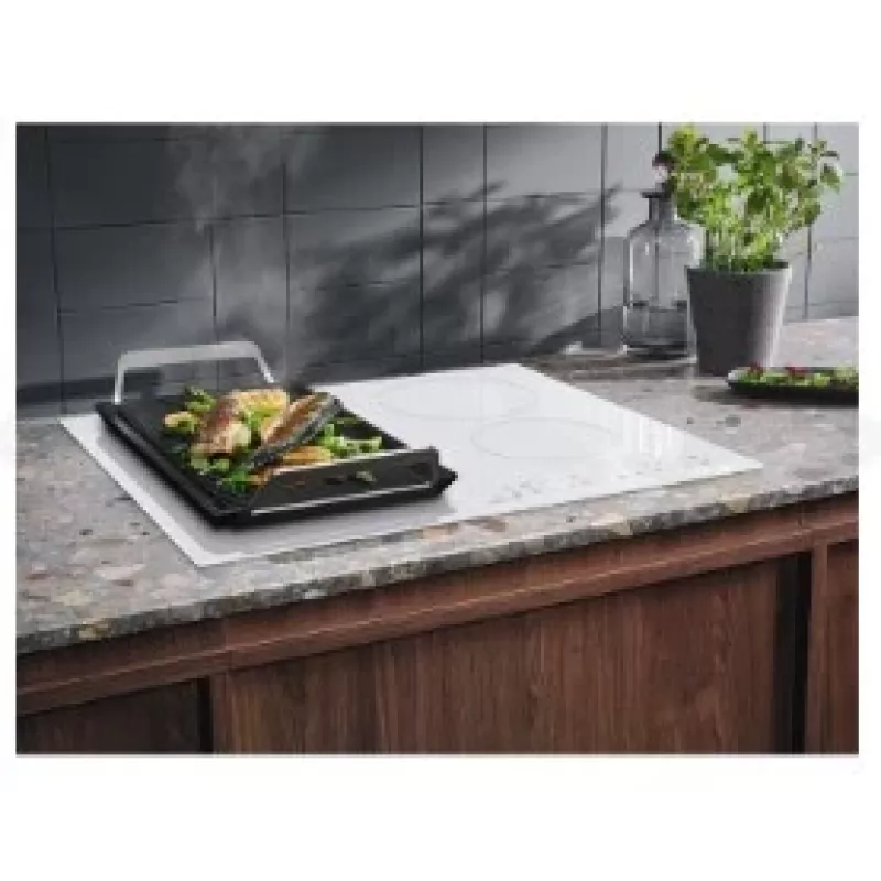Placa de inducción empotrable Electrolux LIV63431BW blanca, 59 cm, 4 zonas