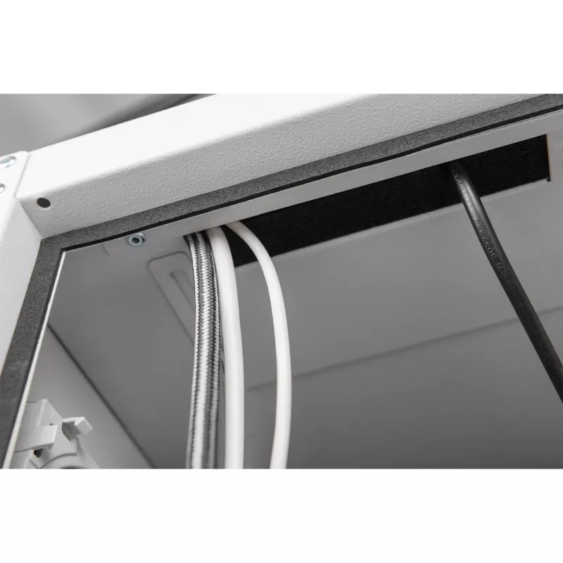 Digitus Caja de ordenador con ventilador con filtro integrado y patas niveladoras