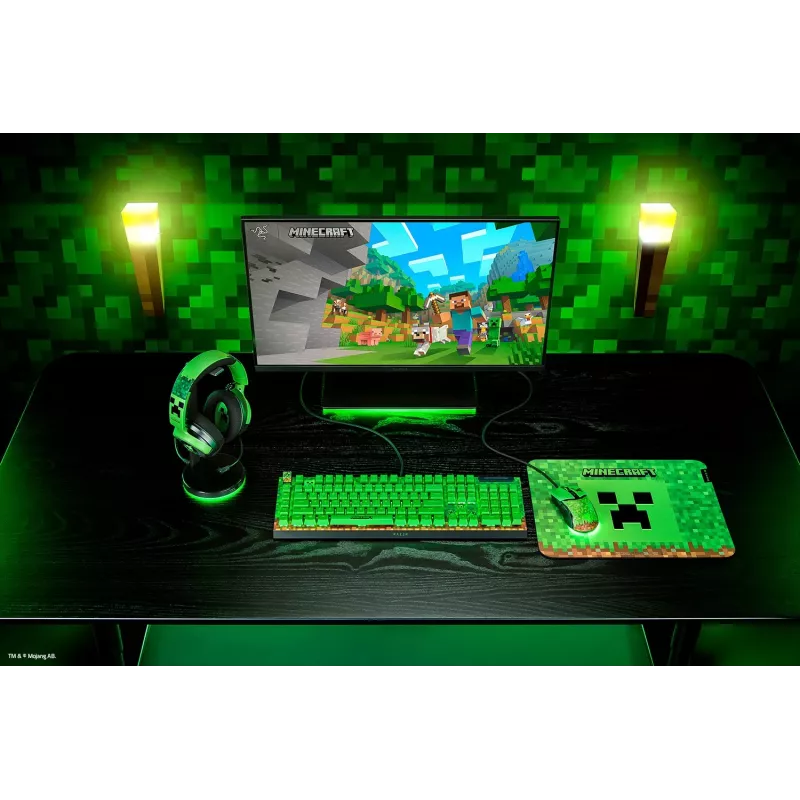 Auriculares gaming con cable Razer Kraken V4 X — supraurales, 20–20000 Hz, cable de 1,8 m, 310 g, negro/verde