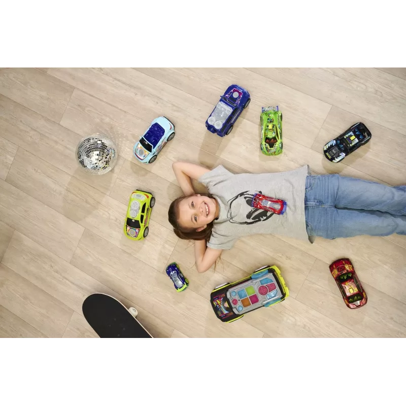 Coche Dickie Toys Mercedes-Benz E-Class Beat Spinner azul 3 pilas AA