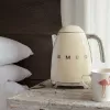 Hervidor Smeg 1.7L 2400W crema